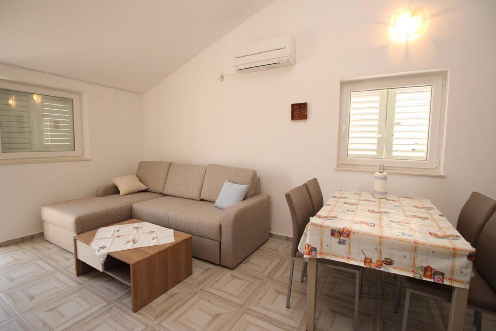 Apartments Vasilic-Cugalj-Smokvina Baška Buitenkant foto